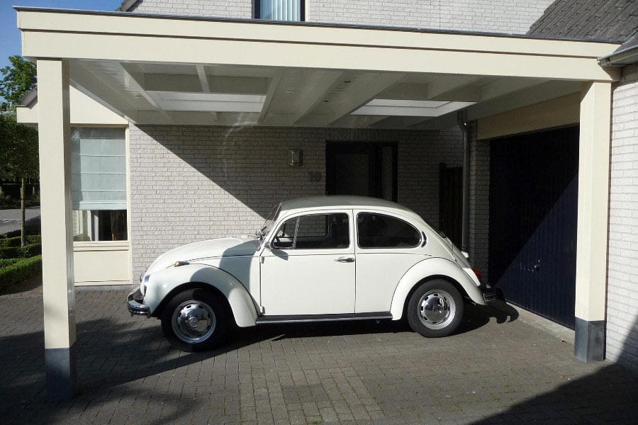 Klassieke houten carport